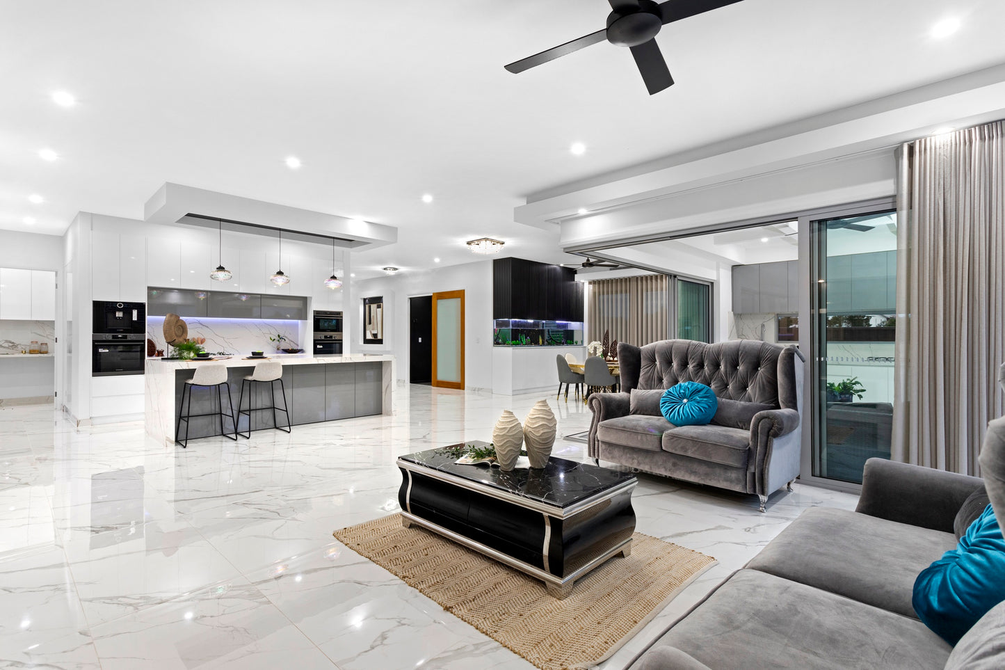 SCHOFIELDS WITH POOL